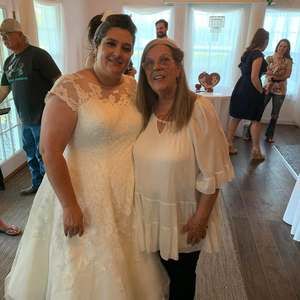 Meet your Posher, Debbie